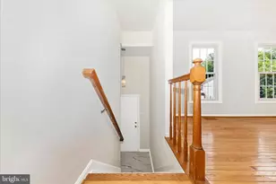 176 Stoneybrook Ct, Frederick, MD 21702 - Photo 2