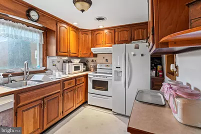 8214 Pembrook Court, Frederick, MD 21704 - Photo 12