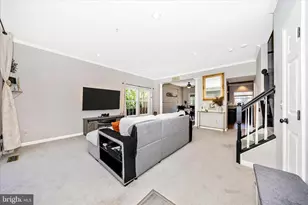 2039 Sumner Dr, Frederick, MD 21702 - Photo 10