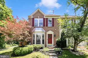 2039 Sumner Dr, Frederick, MD 21702 - Photo 2