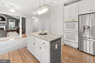 6430 Bellevue Pl, Frederick, MD 21701 - Photo 10
