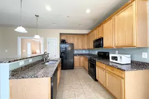 3642 Carriage Hill Dr, Frederick, MD 21704 - Photo 6