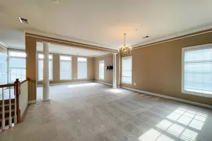 3642 Carriage Hill Dr, Frederick, MD 21704 - Photo 2