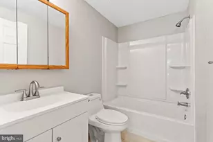 402 Cranberry Ct, Frederick, MD 21703 - Photo 10