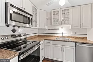 402 Cranberry Ct, Frederick, MD 21703 - Photo 4