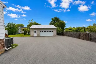 323 S Jefferson St, Frederick, MD 21701 - Photo 2
