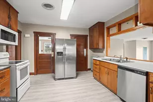 323 S Jefferson St, Frederick, MD 21701 - Photo 4