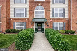 2505 Shelley Cir, Frederick, MD 21702 - Photo 2