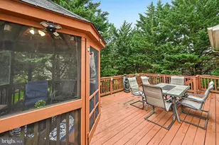 11203 Yardley Ct, Ijamsville, MD 21754 - Photo 66