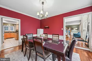 11203 Yardley Ct, Ijamsville, MD 21754 - Photo 14