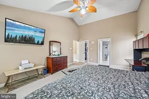 11203 Yardley Ct, Ijamsville, MD 21754 - Photo 36