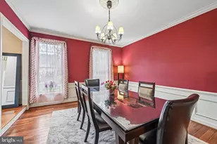 11203 Yardley Ct, Ijamsville, MD 21754 - Photo 16