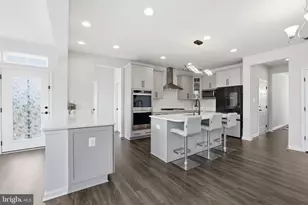 5707 Hawk Ridge Rd, Frederick, MD 21704 - Photo 8