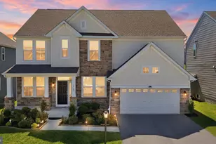5707 Hawk Ridge Rd, Frederick, MD 21704 - Photo 2