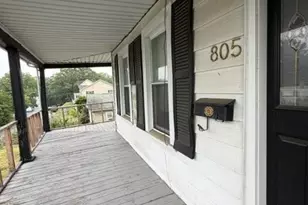 805 E B St, Brunswick, MD 21716 - Photo 4