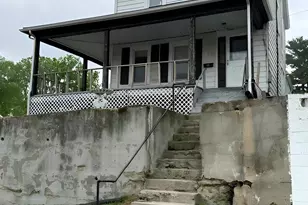 805 E B St, Brunswick, MD 21716 - Photo 2