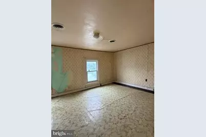 805 E B Street, Brunswick, MD 21716 - Photo 18