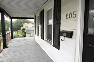 805 E B St, Brunswick, MD 21716 - Photo 4