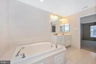 1816 Poolside Ln, Frederick, MD 21701 - Photo 14