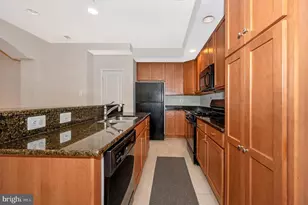 1816 Poolside Ln, Frederick, MD 21701 - Photo 6