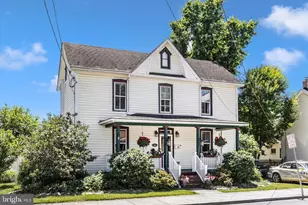 316 Brunswick St, Brunswick, MD 21716 - Photo 2