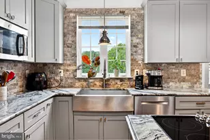 8 N Pointe Terrace, Middletown, MD 21769 - Photo 4