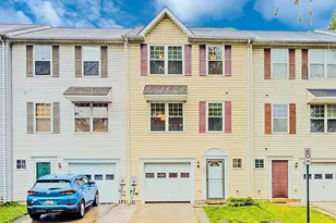 406 Blossom Ln, Frederick, MD 21701 - Photo 4