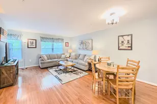 406 Blossom Ln, Frederick, MD 21701 - Photo 8