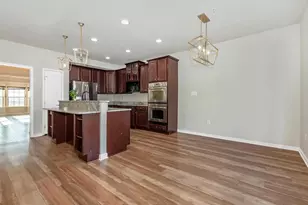 208 Mill Pond Rd, Frederick, MD 21701 - Photo 10