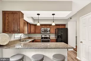 8241 Waterside Ct, Frederick, MD 21701 - Photo 12