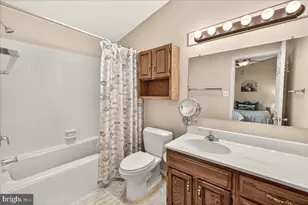 8241 Waterside Ct, Frederick, MD 21701 - Photo 30