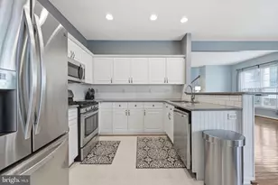 9667 Fleetwood Ct, Frederick, MD 21701 - Photo 14