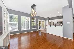 9667 Fleetwood Ct, Frederick, MD 21701 - Photo 12