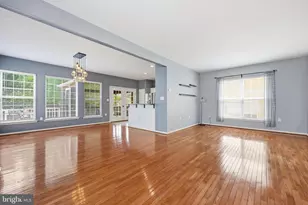 9667 Fleetwood Ct, Frederick, MD 21701 - Photo 8