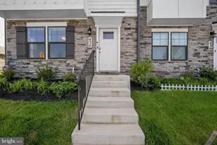 434 Herringbone Wy, Frederick, MD 21701 - Photo 2