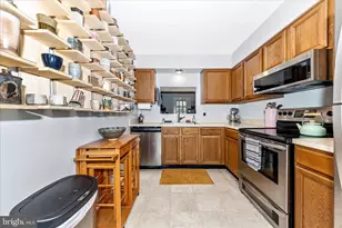 6631 E Beach Dr, New Market, MD 21774 - Photo 8