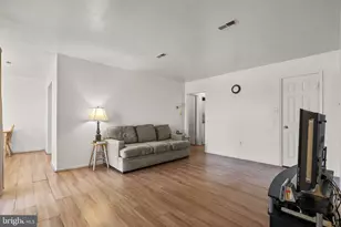 1401 Key Pkwy, Frederick, MD 21702 - Photo 6