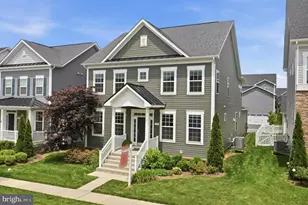 1317 Crampton Pl, Brunswick, MD 21716 - Photo 2