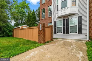 116 Whiskey Creek Cir, Frederick, MD 21701 - Photo 2