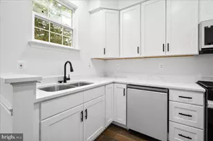 116 Whiskey Creek Cir, Frederick, MD 21701 - Photo 12