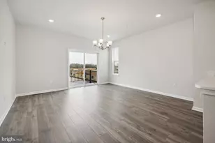 818 Bond St, Frederick, MD 21701 - Photo 8