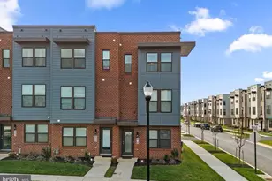818 Bond St, Frederick, MD 21701 - Photo 1