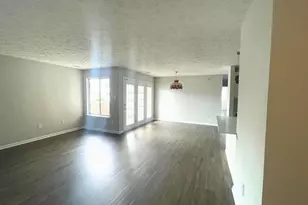2137 Wainwright Ct, Frederick, MD 21702 - Photo 2