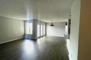 2137 Wainwright Ct, Frederick, MD 21702 - Photo 2