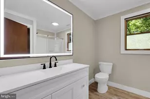 10856 Wolfsville Rd, Myersville, MD 21773 - Photo 12