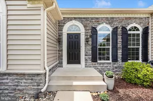 6819 Rehnquist Ct, New Market, MD 21774 - Photo 2