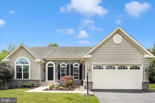 6819 Rehnquist Ct, New Market, MD 21774 - Photo 2