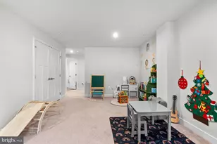 5869 Tomahawk St, New Market, MD 21774 - Photo 16