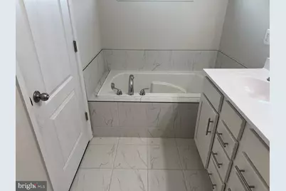 5818 Imperial Drive, Frederick, MD 21703 - Photo 16