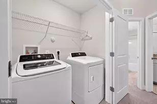 1406 Clingmans Dome Dr, Frederick, MD 21702 - Photo 48